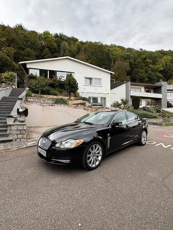Schwarz Gebraucht 2009 Jaguar XF Limousine | 4.499 € (Fairer Preis) - Bild 1/4