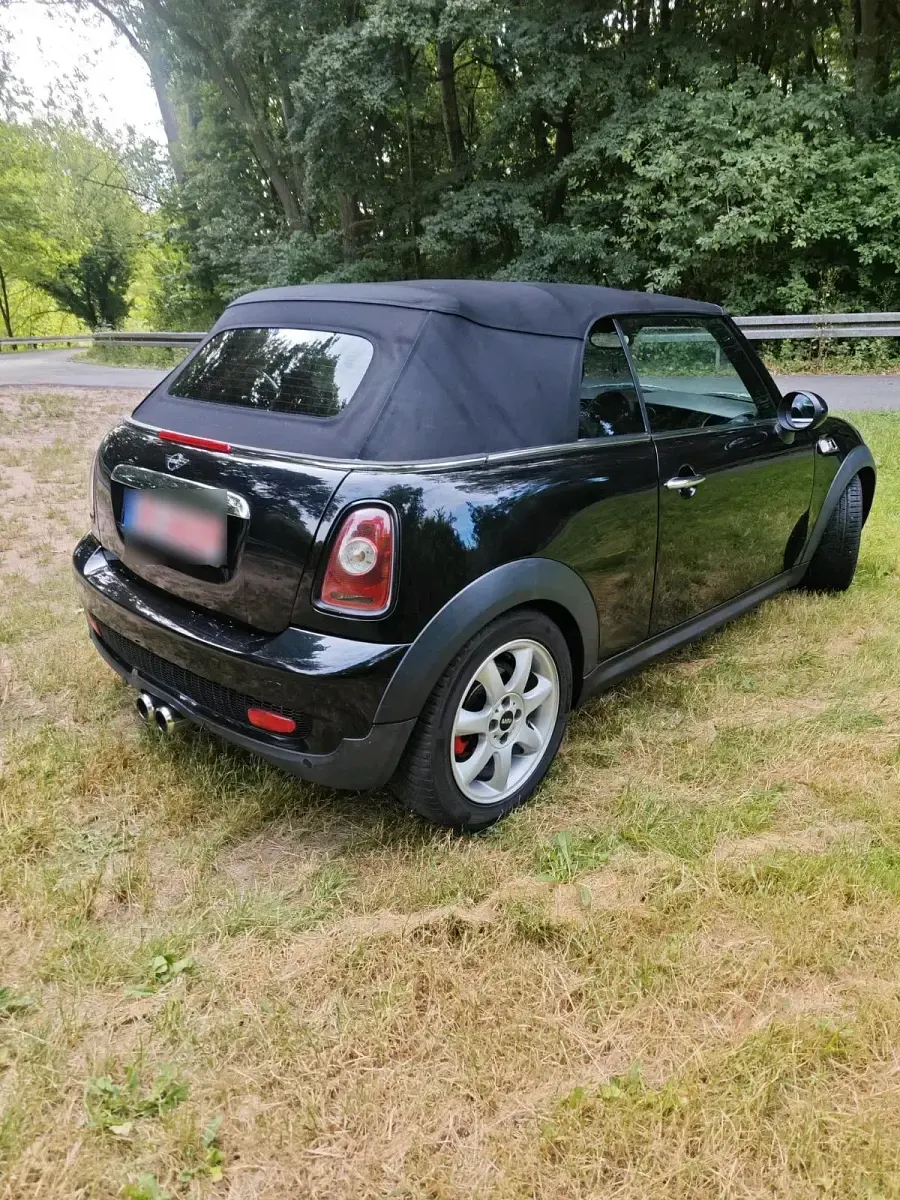 Gebraucht Mini Cooper S Cabriolet 174 PS (127 kW) 2010 Schwarz Cabrio