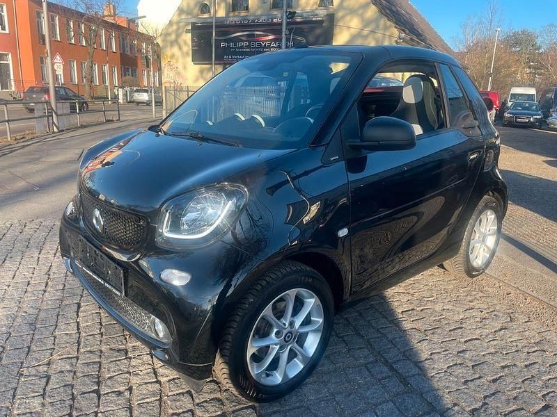 Tridion sicherheitszelle in bl Gebraucht 2019 Smart ForTwo Cabrio Cabrio | 16.790 € (Fairer Preis) - Bild 1/4