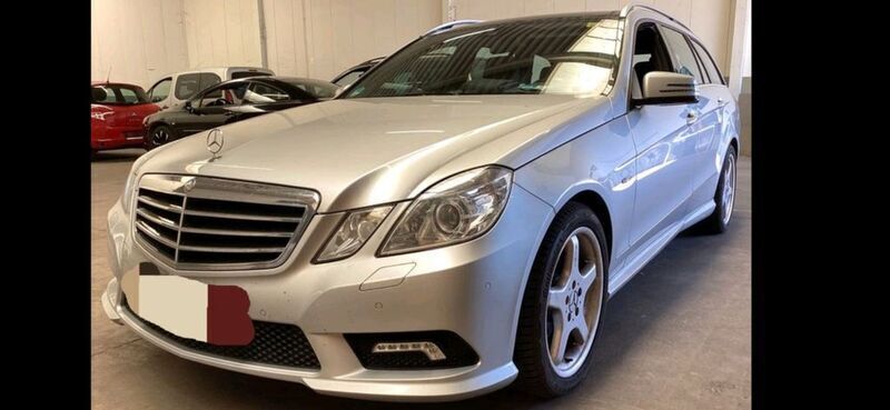 Silber Gebraucht 2010 Mercedes E220 AMG line Kombi | 11.999 € (Etwas zu teuer) - Bild 1/4