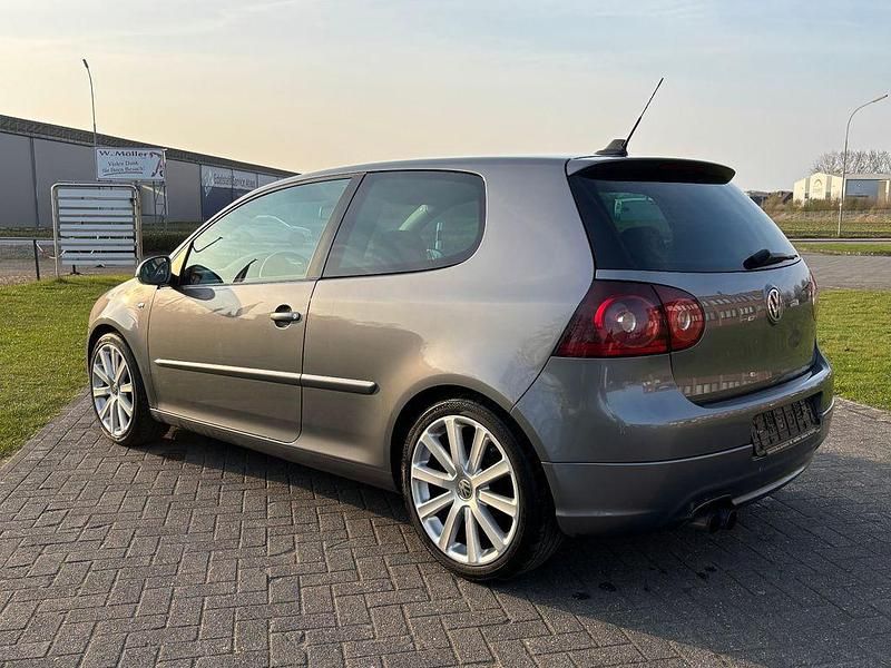 Gebraucht VW Golf V GT 140 PS (102 kW) 2007 Grau Limousine