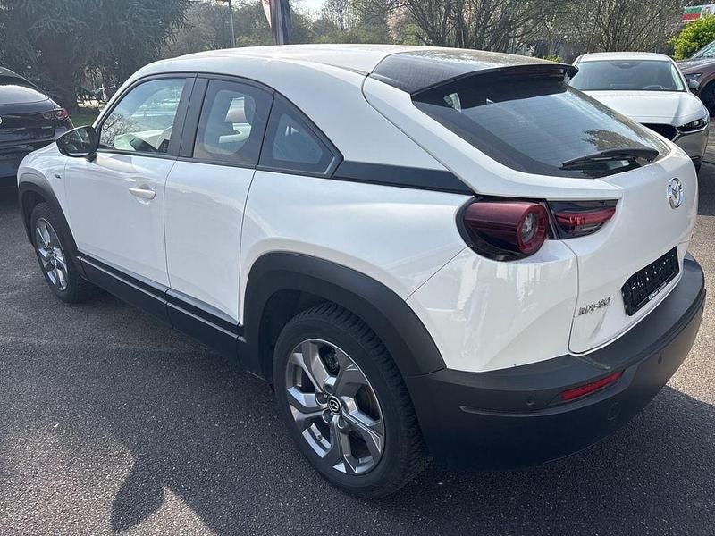 Gebraucht Mazda MX30 106 kW (145 PS) 2023 Arctic white SUV