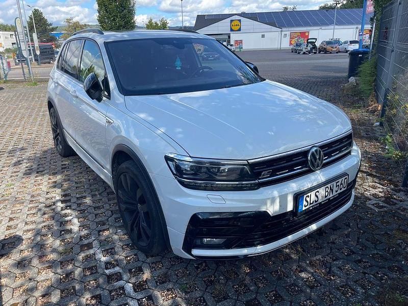 Weiß Gebraucht 2020 VW Tiguan Highline SUV | 22.491 € (Guter Preis) - Bild 1/4