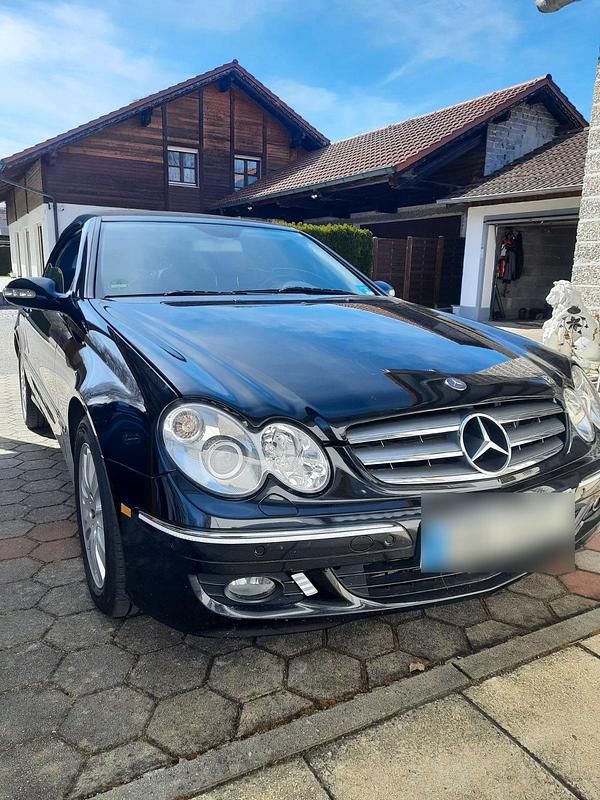 Gebraucht Mercedes 200 184 PS (135 kW) 2009 Schwarz Cabrio