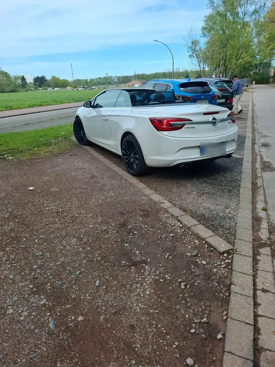 Gebraucht Opel Cascada 200 PS (147 kW) 2018 Weiß Cabrio