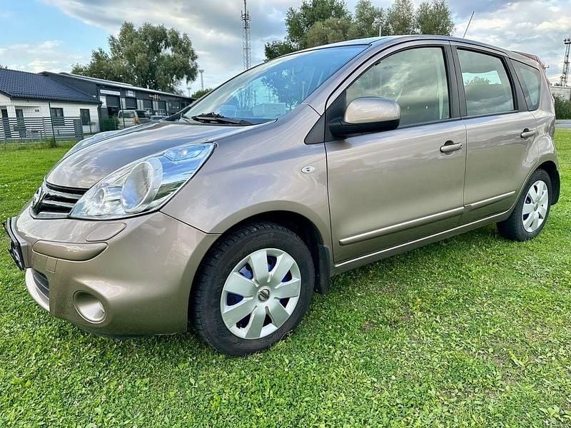 Braun Gebraucht 2009 Nissan Note I-Way Van / Kleinbus | 3.300 € (Guter Preis) - Bild 1/4