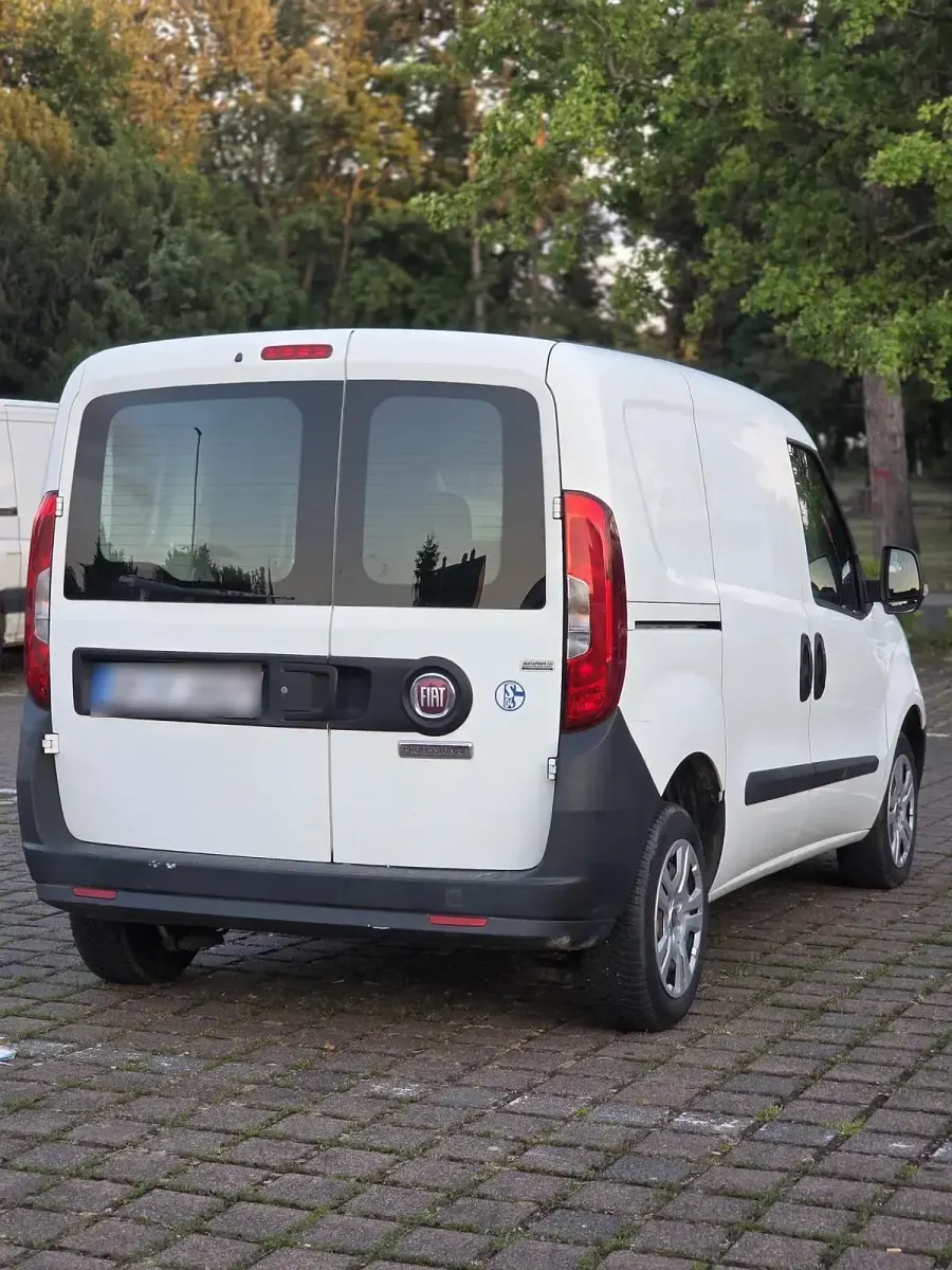 Gebraucht Fiat Doblò 90 PS (66 kW) 2016 Weiß Van / Kleinbus