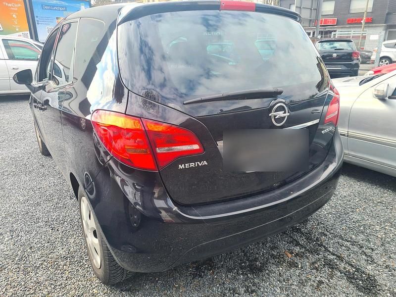 Gebraucht Opel Meriva 120 PS (88 kW) 2011 Schwarz Van / Kleinbus