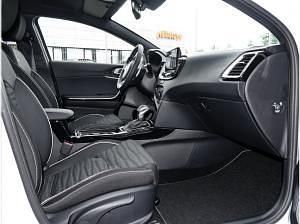 Neu Kia Ceed GT-Line 140 PS (102 kW) 2026 Weiß (deluxe white) Kleinwagen