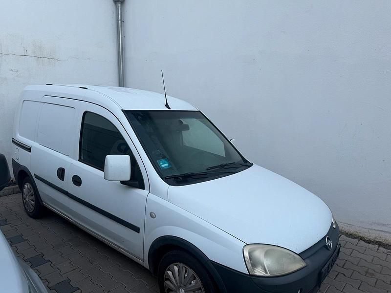 Gebraucht Opel Combo 56 PS (41 kW) 2005 Weiß Van / Kleinbus