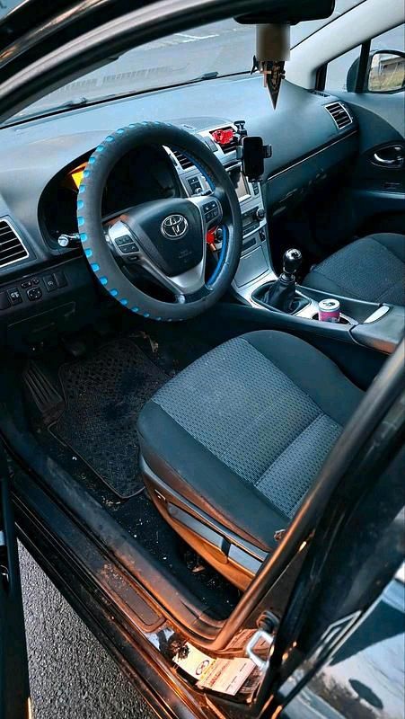 Gebraucht Toyota Yaris 124 PS (91 kW) 2013 Schwarz Kleinwagen