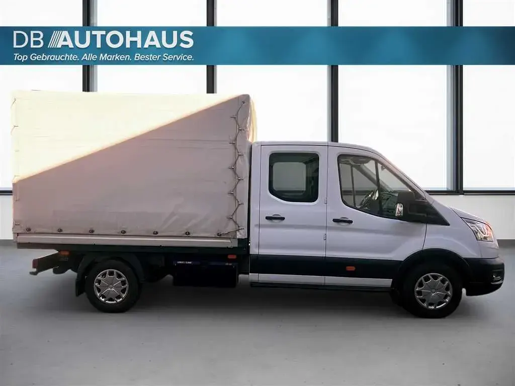 Gebraucht Ford Transit Trend 131 PS (96 kW) 2021 Weiß Limousine