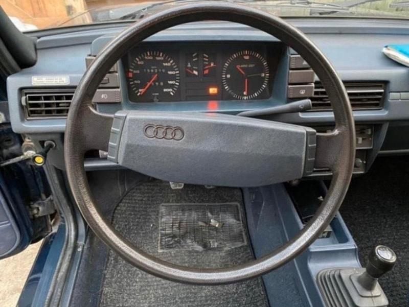 Second-hand Audi 80 54 CP (39 kW) 1984 Albastru Berlinǎ