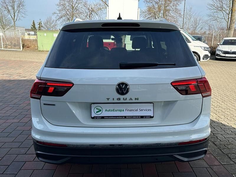 Gebraucht VW Tiguan Allspace S 150 PS (110 kW) 2022 Weiß SUV