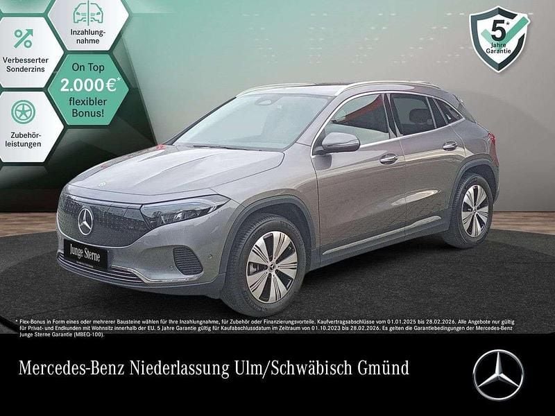 Grau Gebraucht 2024 Mercedes EQA350 SUV | 33.990 € (Superpreis) - Bild 1/3
