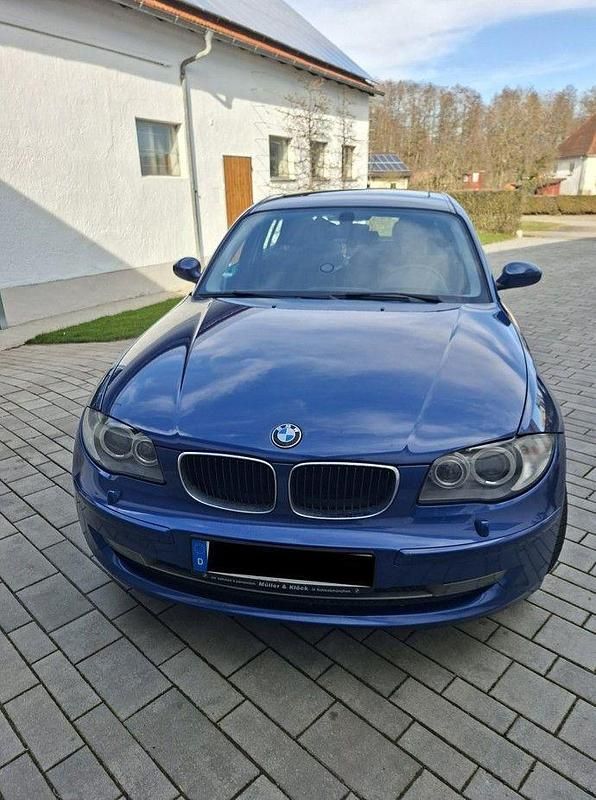 Gebraucht BMW 118 143 PS (105 kW) 2009 Blau Kleinwagen