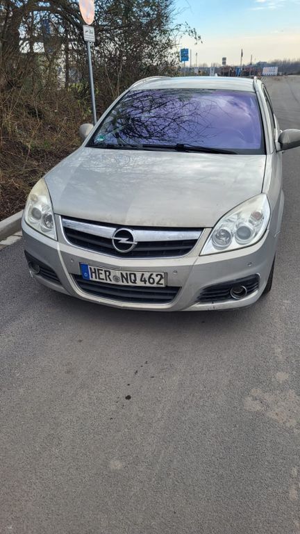Silber Gebraucht 2006 Opel Signum Edition+ Kombi | 1.600 € (Guter Preis) - Bild 1/4