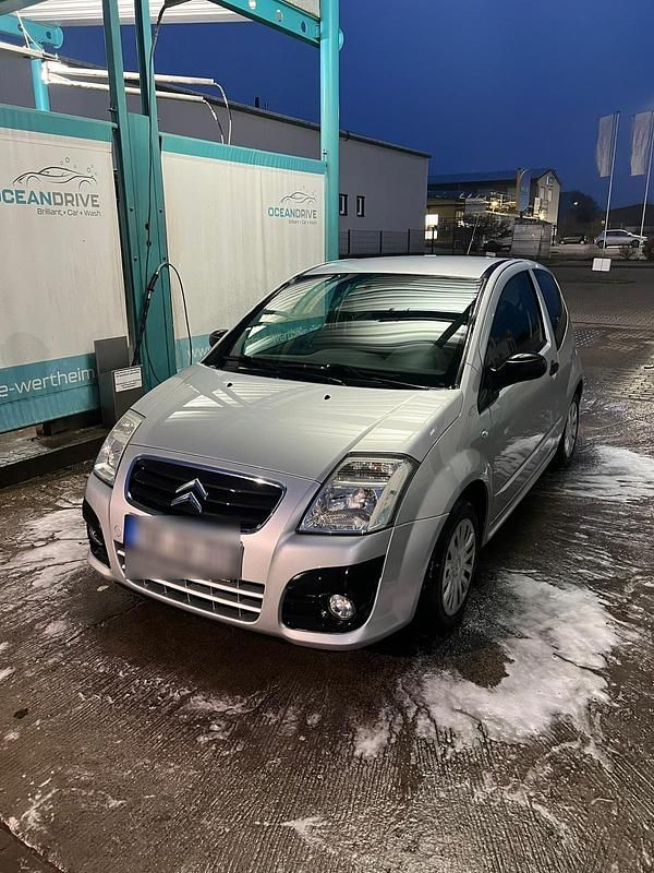 Gebraucht Citroën C2 60 PS (44 kW) 2009 Silber Kleinwagen