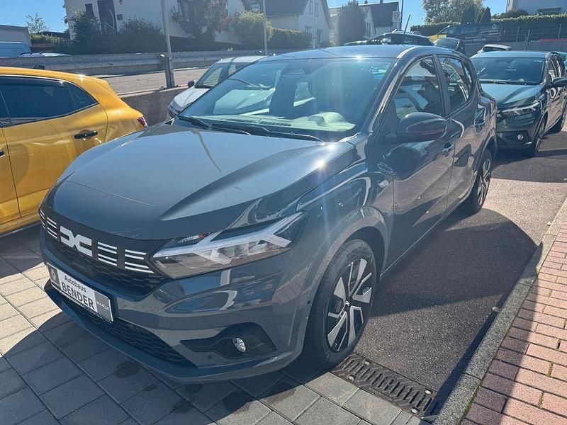 Urban grau Neu 2025 Dacia Sandero Expression Kleinwagen | 17.600 € (Fairer Preis) - Bild 1/4
