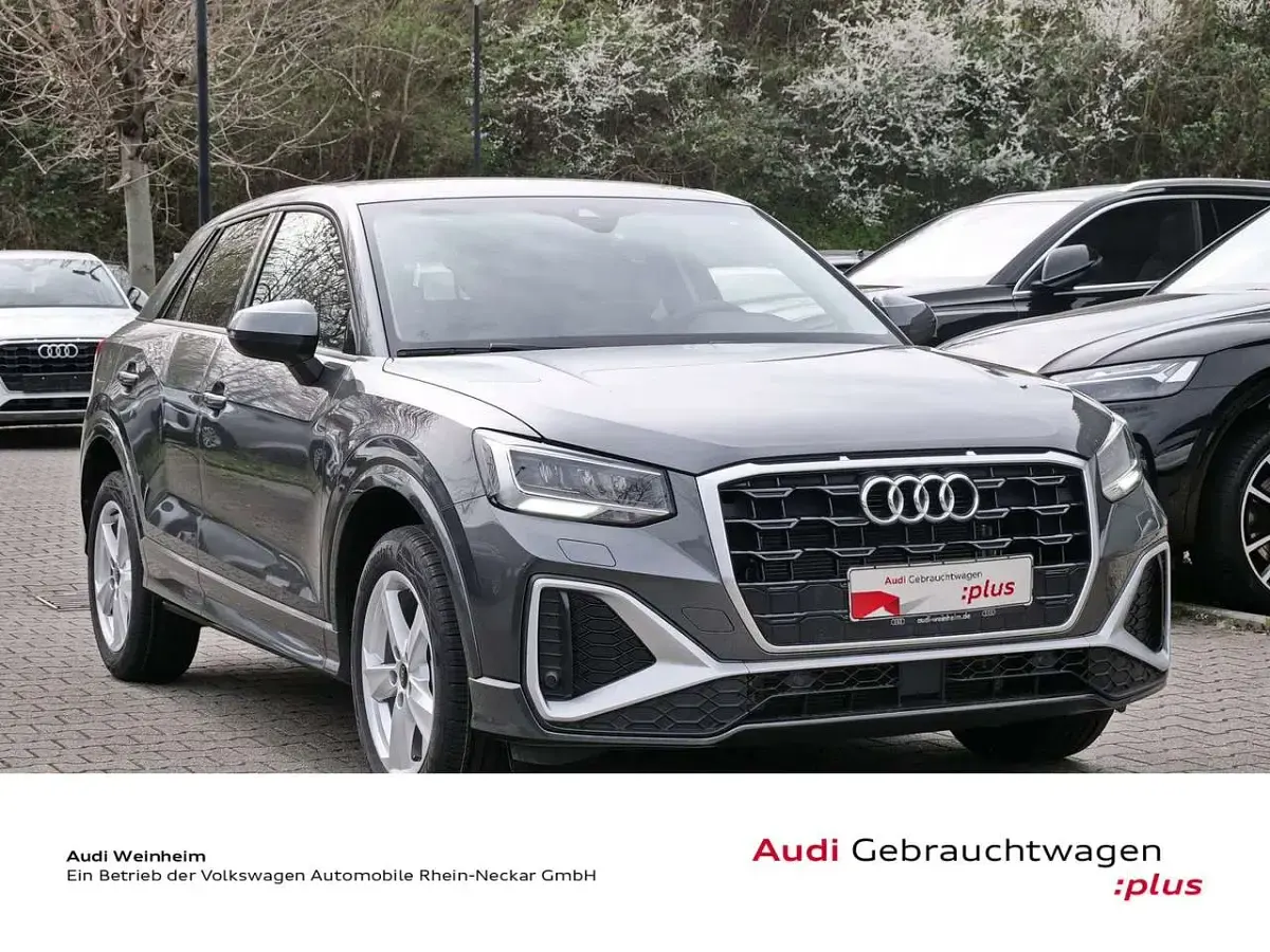 Gebraucht Audi Q2 Ambiente 116 PS (85 kW) 2025 Daytonagrau perleffekt SUV