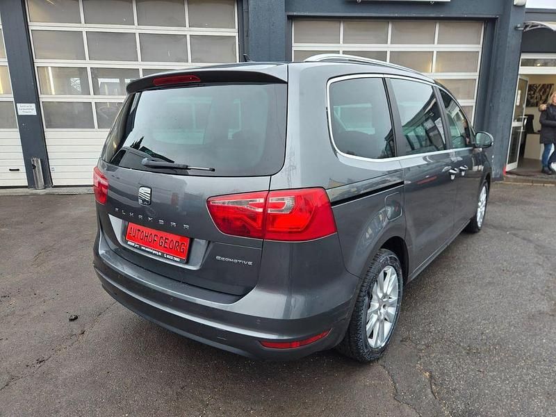 Gebraucht Seat Alhambra Style 170 PS (125 kW) 2012 Gelb Van / Kleinbus