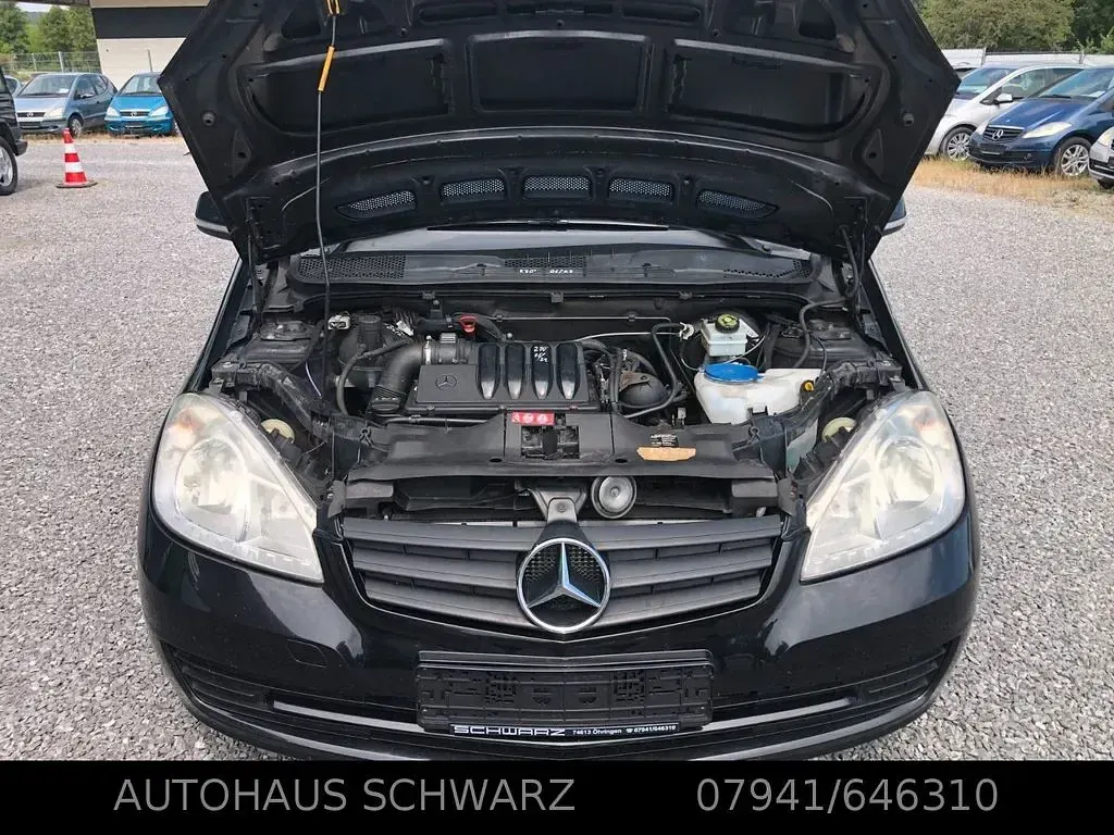 Gebraucht Mercedes A160 82 PS (60 kW) 2010 Schwarz Limousine
