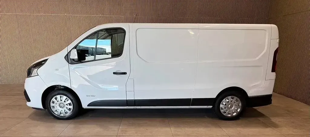 Gebraucht Nissan NV300 125 PS (91 kW) 2019 Weiß Van