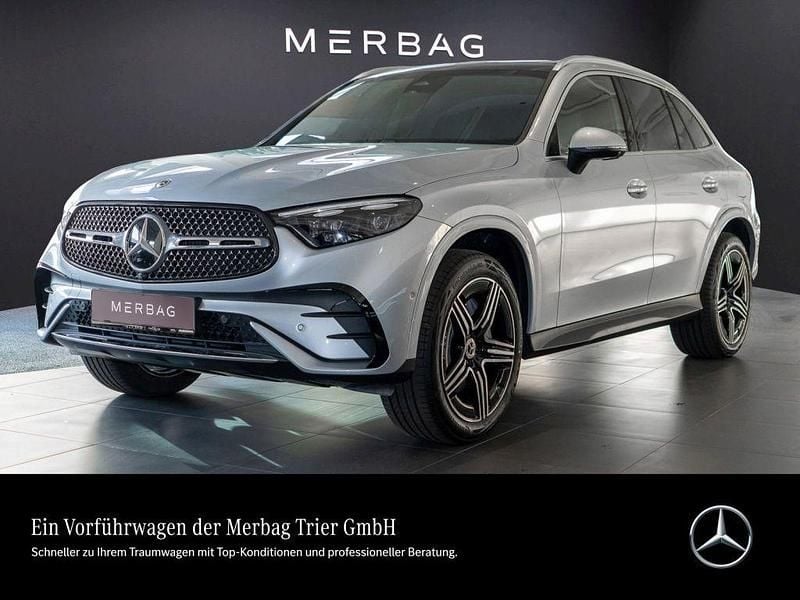 Gebraucht Mercedes GLC300e AMG 204 PS (150 kW) 2026 Silber SUV