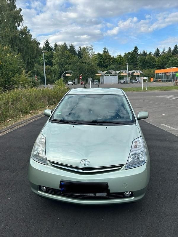 Grün Gebraucht 2007 Toyota Prius Kleinwagen | 3.700 € (Guter Preis) - Bild 1/4