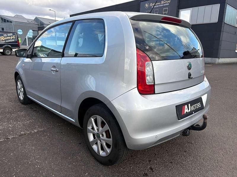 Gebraucht Skoda Citigo Elegance 60 PS (44 kW) 2012 Brilliantsilber metallic Kleinwagen