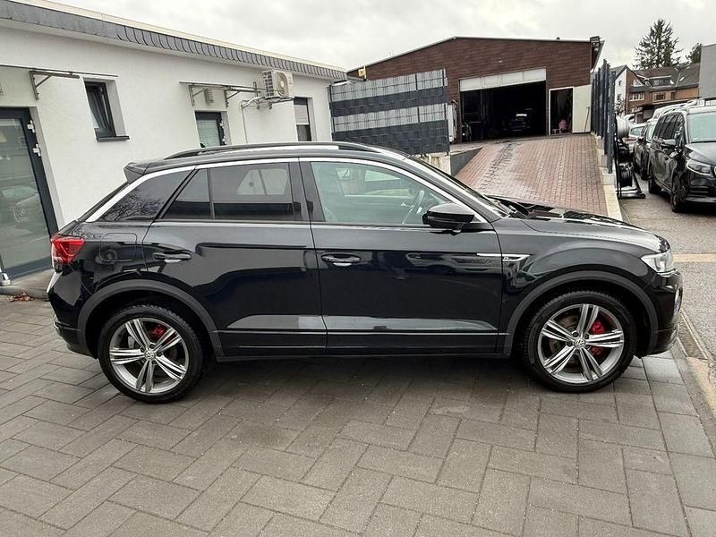 Gebraucht VW T-Roc Sport 150 PS (110 kW) 2019 Deep black perleffekt SUV