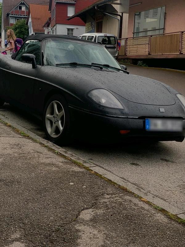 Schwarz Gebraucht 2000 Fiat Barchetta Cabrio | 3.800 € - Bild 1/2