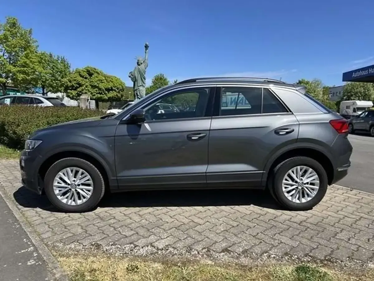 Gebraucht VW T-Roc Style 150 PS (110 kW) 2019 Grau SUV