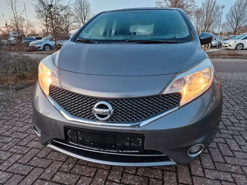 Gebraucht Nissan Note Acenta 80 PS (58 kW) 2013 Grau Kleinwagen
