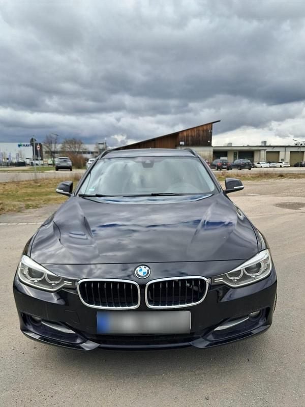Usado BMW 320 184 HP (135 kW) 2014 Preto Carrinha