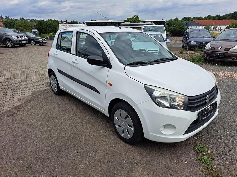 Weiß Gebraucht 2016 Suzuki Celerio Limousine | 5.990 € (Fairer Preis) - Bild 1/4