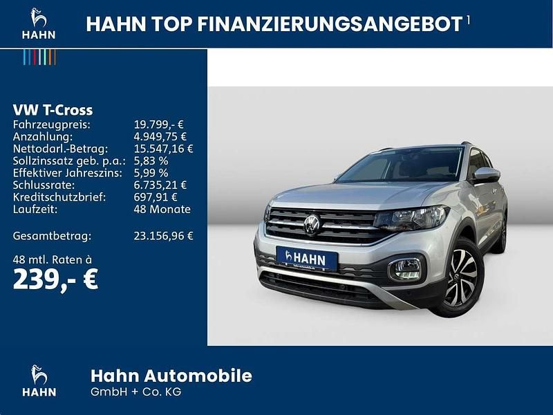 Gebraucht VW T-Cross Active 110 PS (80 kW) 2023 Reflexsilber metallic SUV