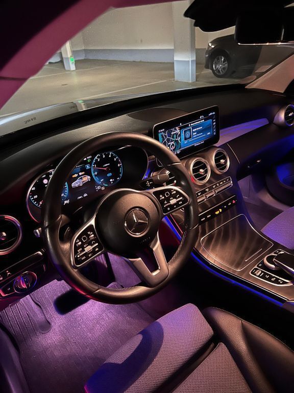 Schwarz Gebraucht 2020 Mercedes C300e Limousine | 24.500 € (Teuer) - Bild 1/4