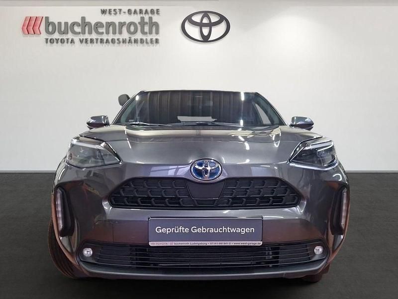 Gebraucht Toyota Yaris Cross Connect Style 116 PS (85 kW) 2023 Marlingrau SUV