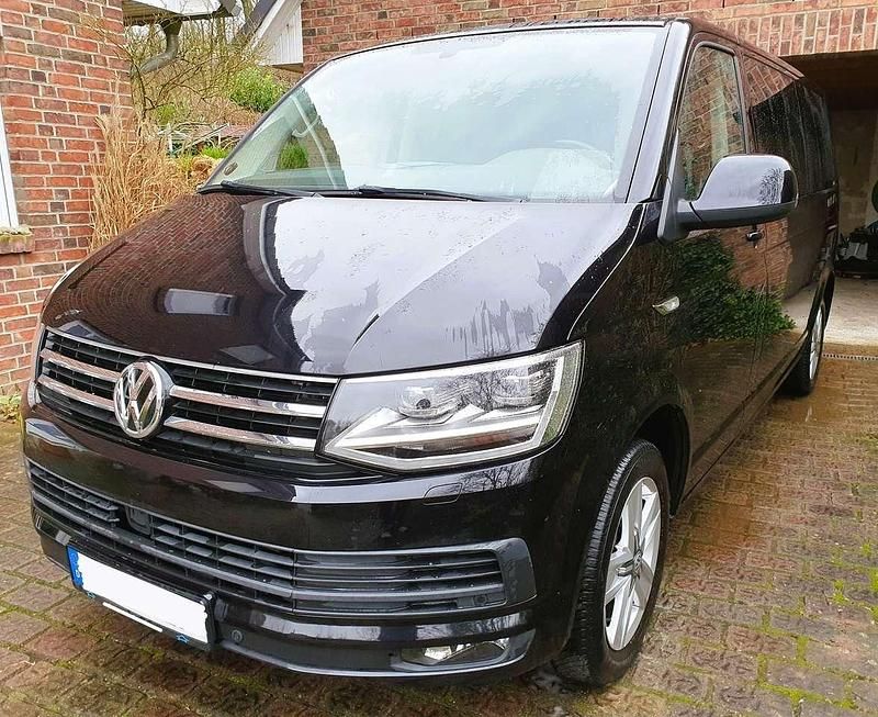 Schwarz Gebraucht 2016 VW T6 Van | 31.995 € (Superpreis) - Bild 1/4