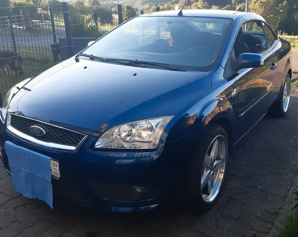 Gebraucht Ford Focus Cabriolet 145 PS (106 kW) 2008 Blau Cabrio