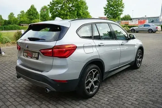 Gebraucht BMW X1 Advantage 190 PS (139 kW) 2017 Silber SUV