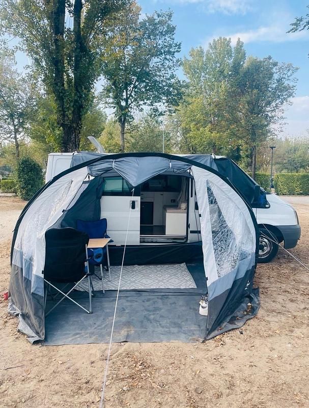 Gebraucht Ford Transit 85 PS (62 kW) 2009 Weiß Van / Kleinbus