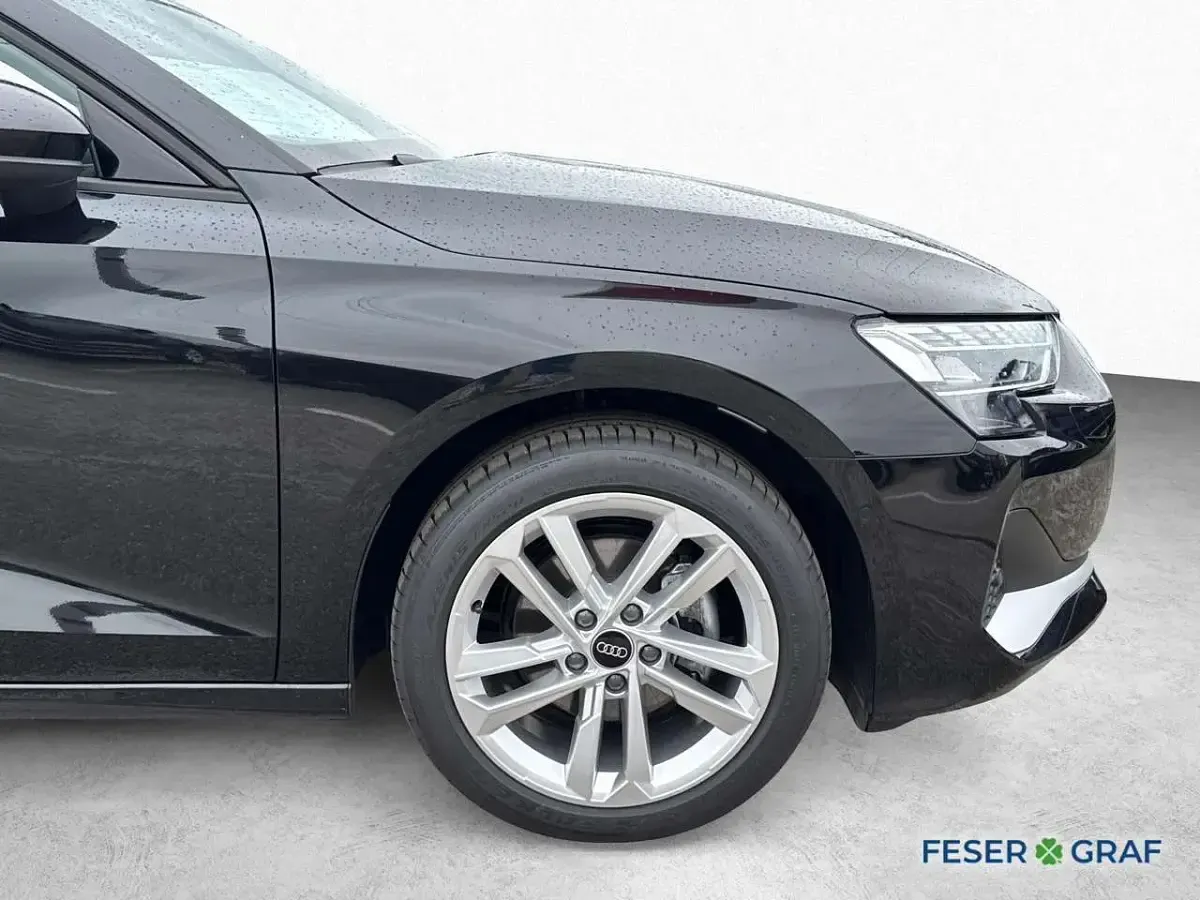 Gebraucht Audi A3 Advanced Plus 150 PS (110 kW) 2025 Mythosschwarz metallic Limousine