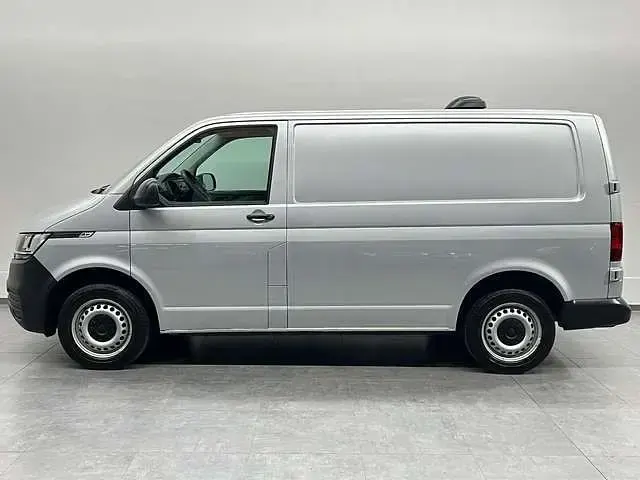 Second-hand VW Transporter 150 CP (110 kW) 2020 Argintiu Van