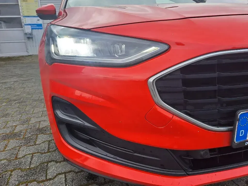 Brugt Ford Focus Cool & Connect 120 HK (88 kW) 2022 Rød Stationcar