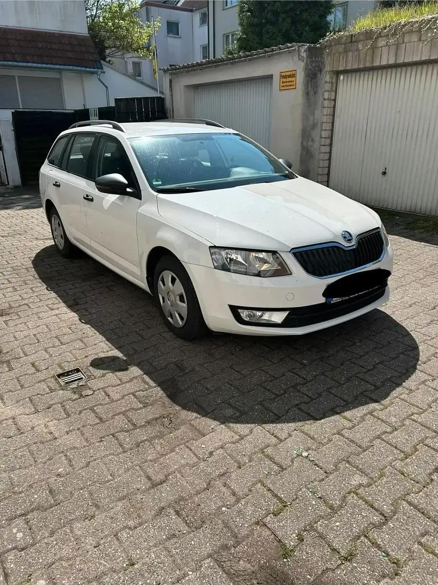 Używany Skoda Octavia 110 KM (80 kW) 2016 Biały Kombi