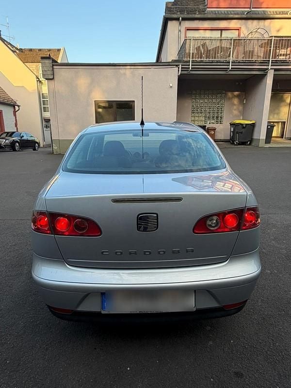 Usata Seat Cordoba 2007 Argento Berlina