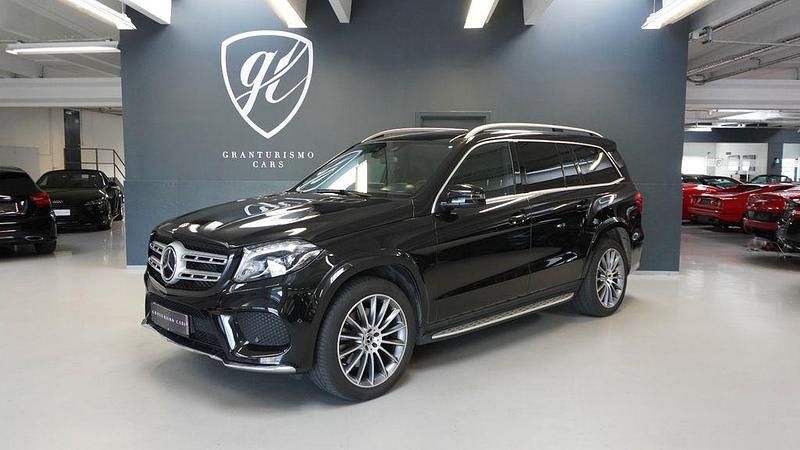 Schwarz Gebraucht 2020 Mercedes GLS400 AMG line SUV | 48.900 € - Bild 1/4
