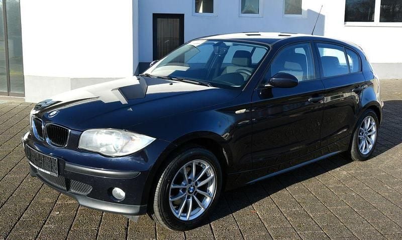 Blau Gebraucht 2006 BMW 116 Advantage Kleinwagen | 1.480 € (Superpreis) - Bild 1/4